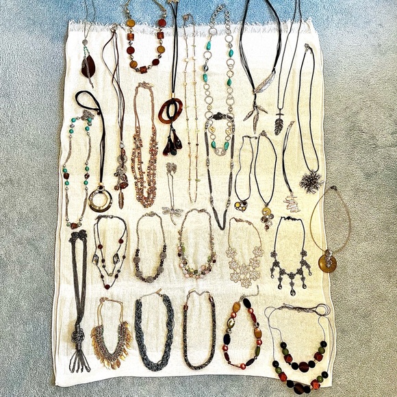 Fashion Necklaces Bundle - Picture 1 of 8